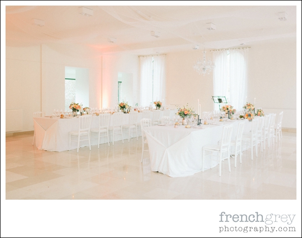 wedding photographer Chateau Varennes