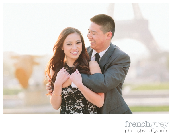 French Grey Photography Pre wedding Paris 021