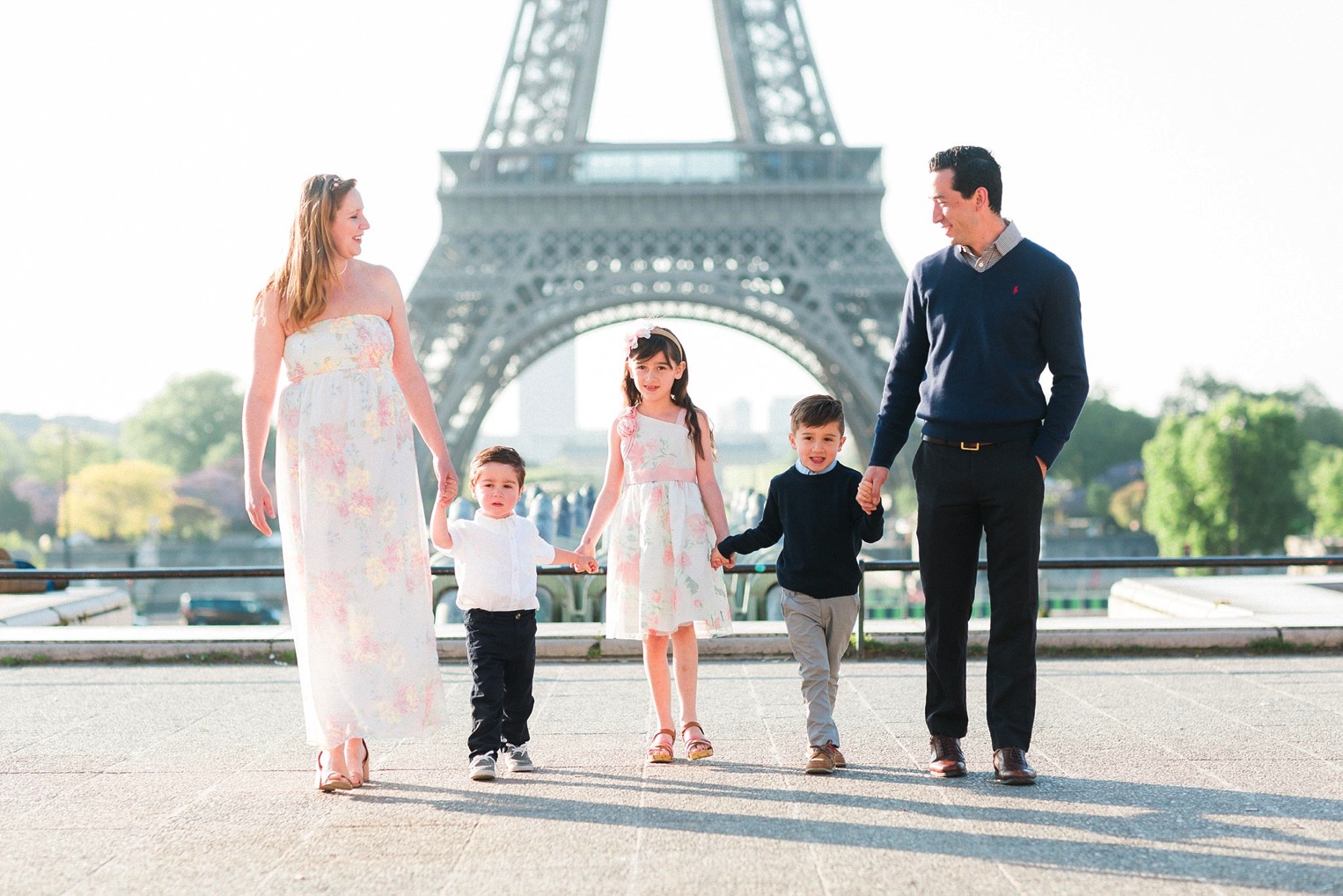 Paris family photographer Eiffel Tower kids mother father fine art film France photo session shoot best professional Louvre