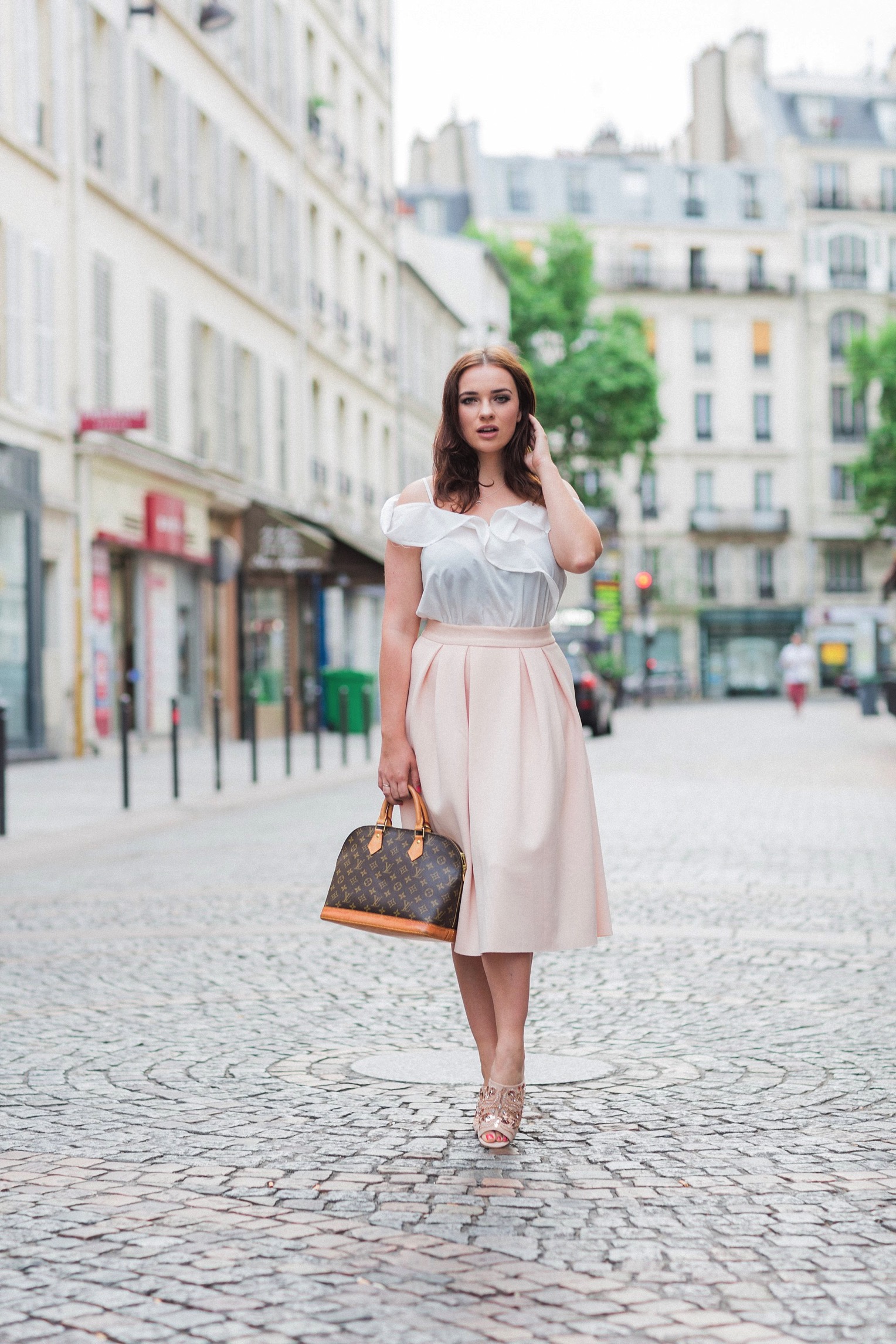 A German girl in Paris! | French Grey Photography