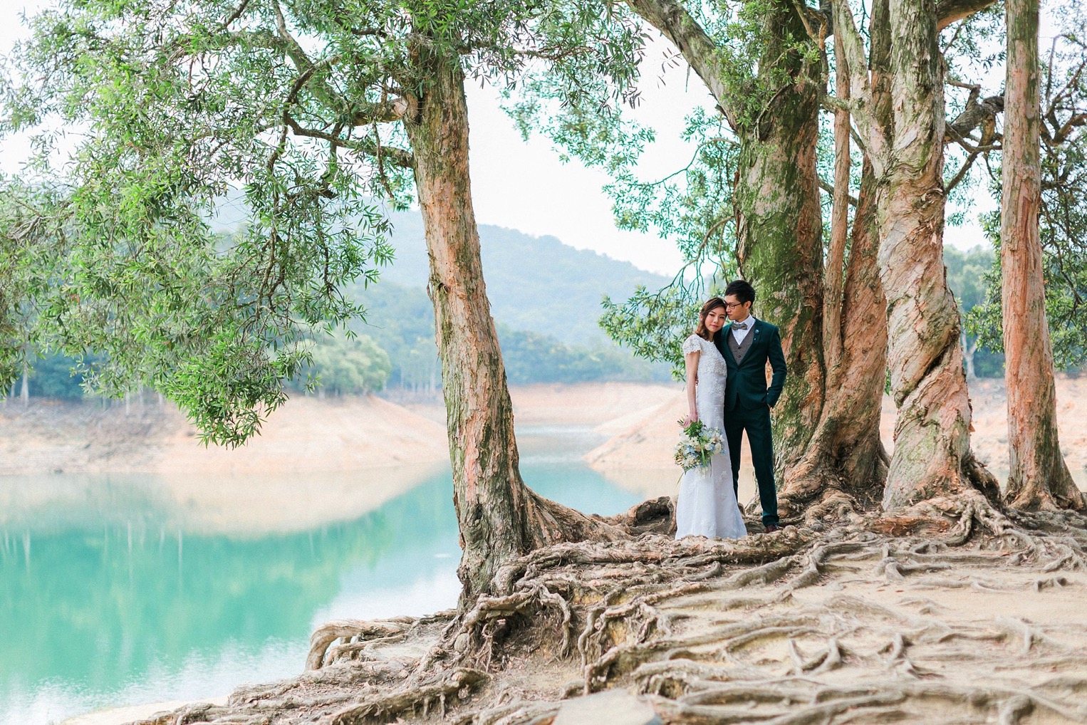 The Forest & Lake: A Hong Kong pre-wedding shoot. Part I | French