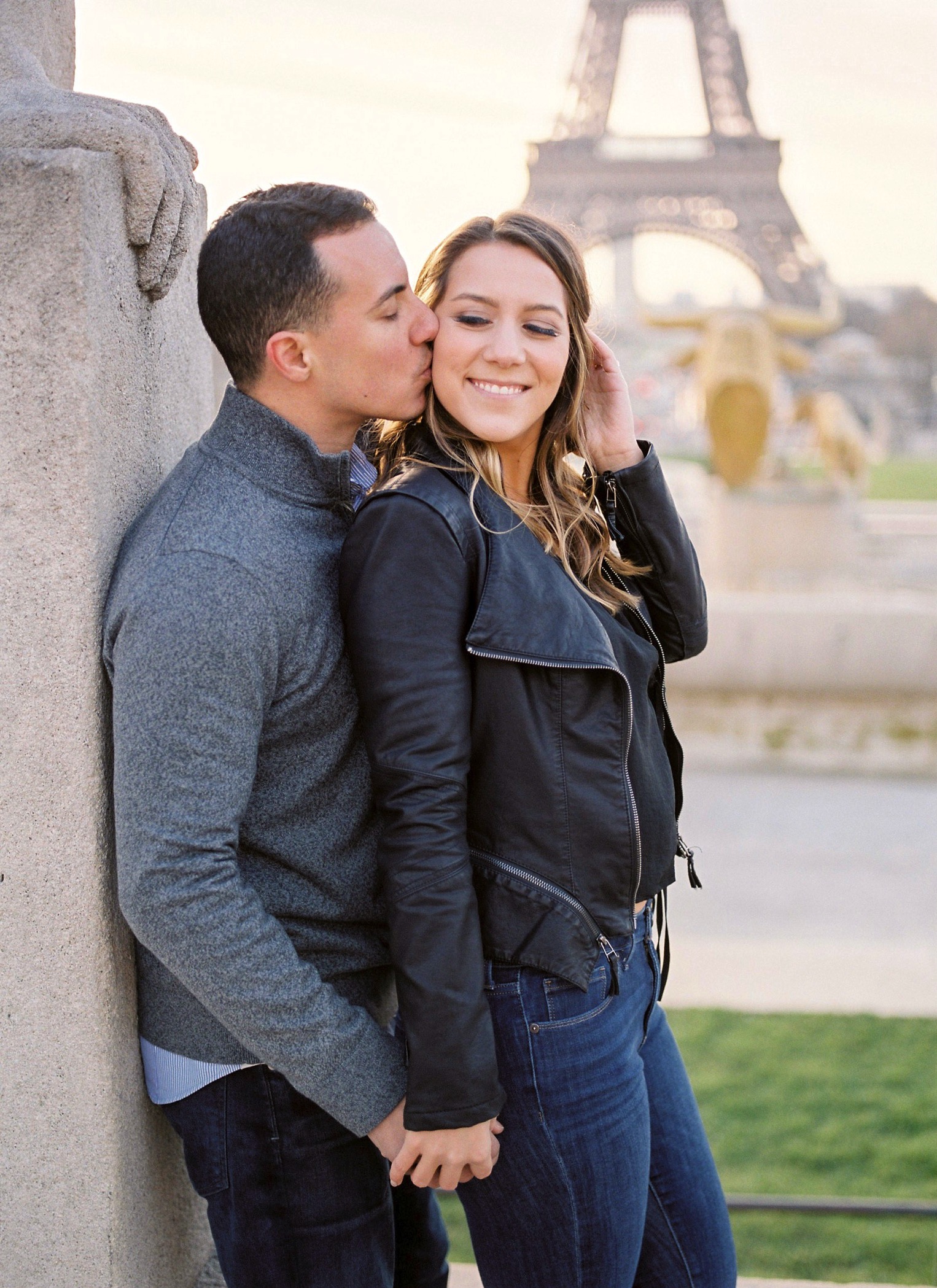 Paris Engagement Film French Grey Photography5
