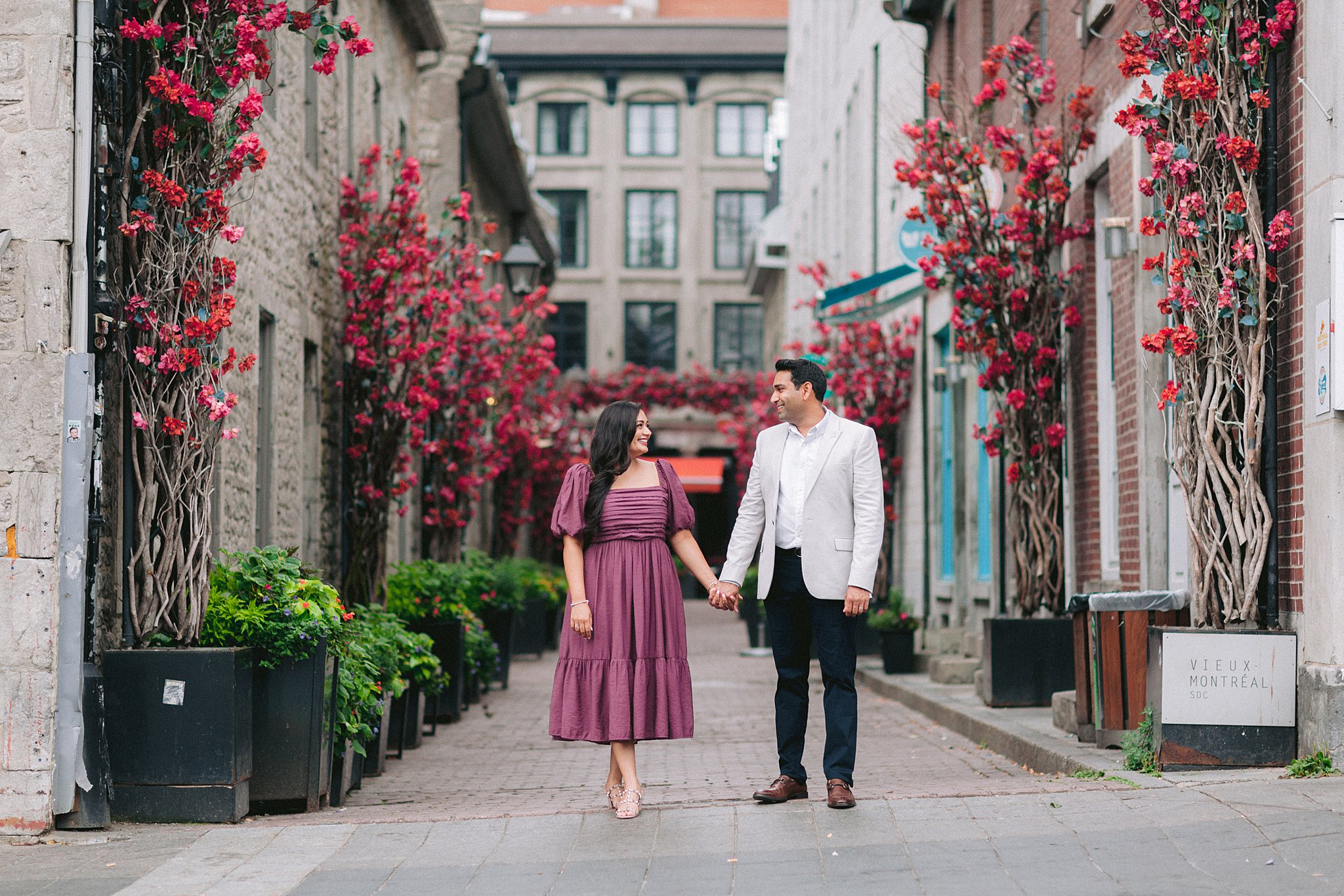 Urban romance: Exploring Montreal together