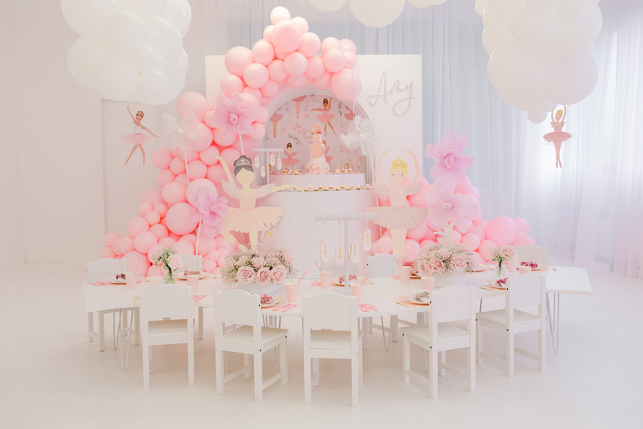 Capturing the charm of a Montreal birthday bash with pink tutus and ballerina themes