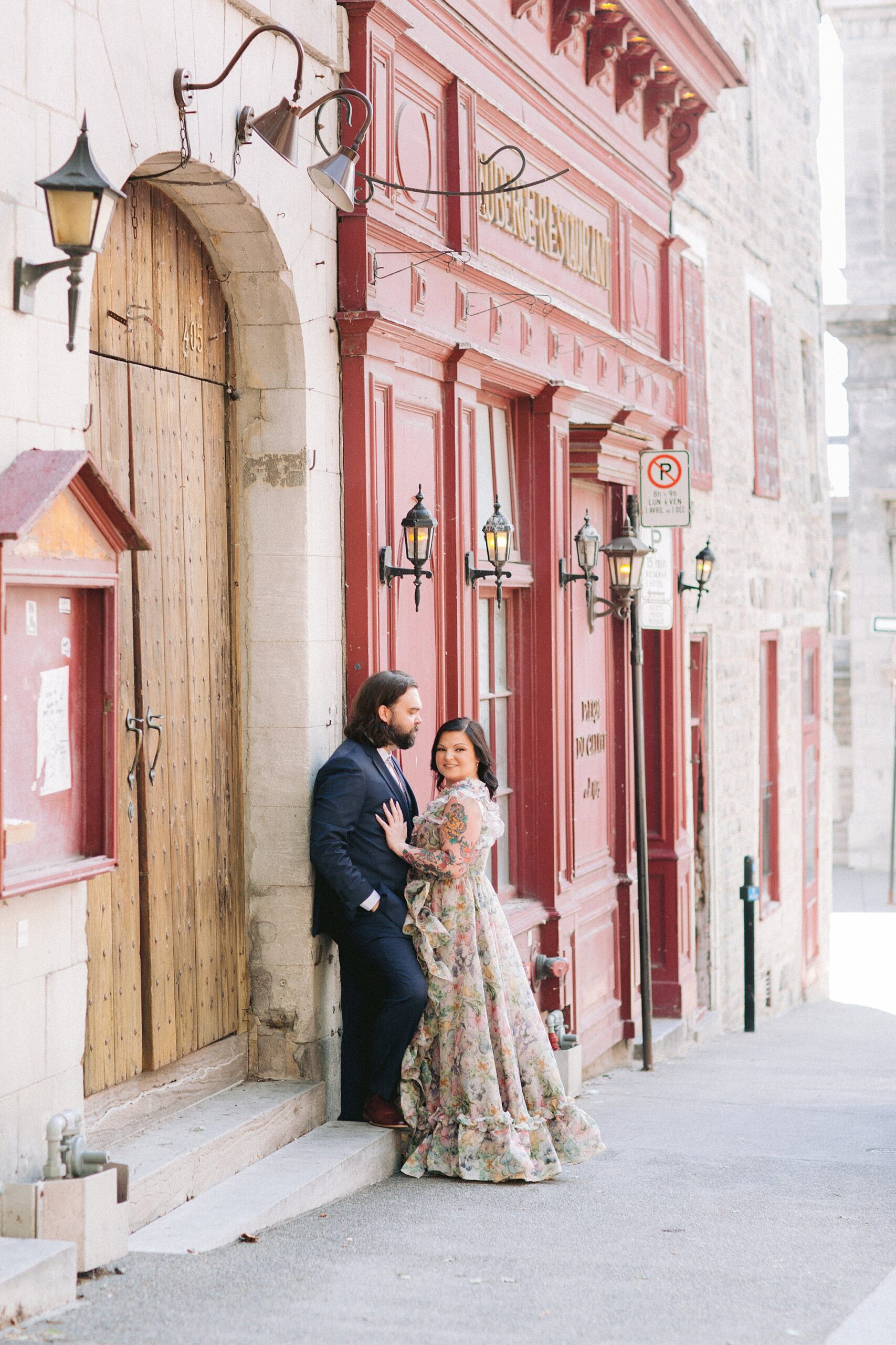 Wedding in Montreal streets